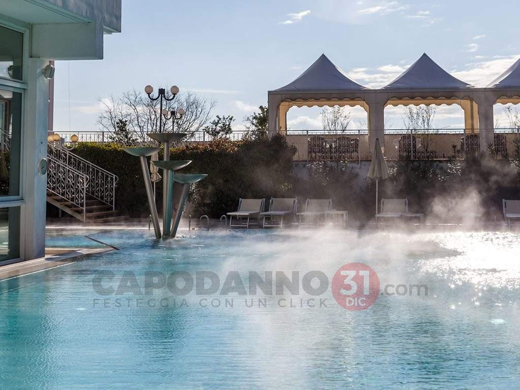 Capodanno alle Terme a Montegrotto Terme e bagno d'inverno Offerte